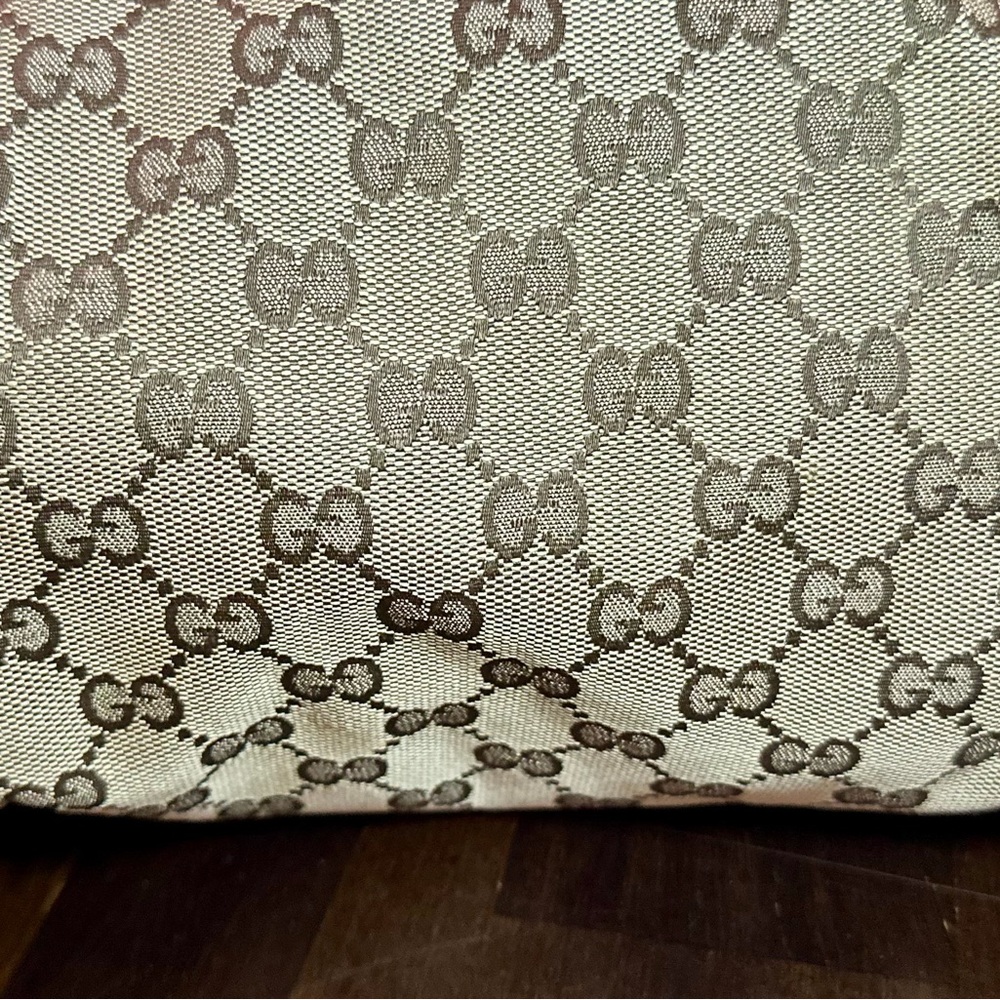 Gucci Brown Monogram Tote Bag - Picture 5 of 11